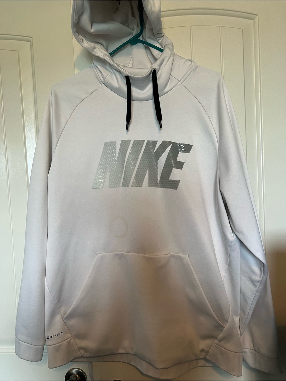 Nike Men’s White Crewneck Dri-FIT Pullover Sweatshirt with Gray Logo